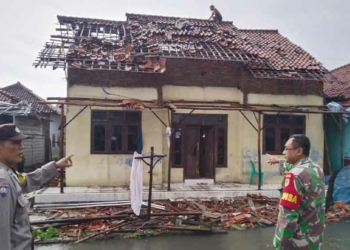 Hasil Pendataan, Ratusan Bangunan di Cirebon Rusak Diterjang Angin Puting Beliung