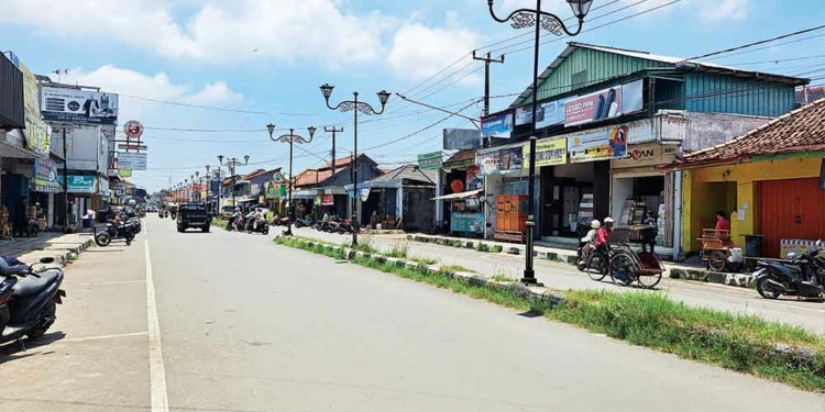 Kawasan Wisata Trusmi Cirebon sebagai Malioboro-nya Jawa Barat Diproyeksikan Terwujud Lima Tahun ke Depan