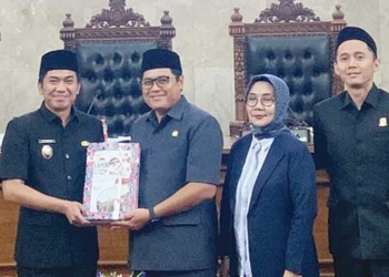 Paripurna Hantaran LKPj Bupati Cirebon 2025, Bahan Evaluasi dan Rekomendasi DPRD terhadap Kinerja Pemkab