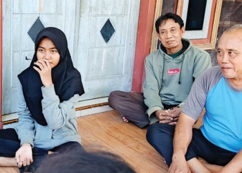 Ayunda, Anak Yatim Piatu Di Cirebon Hidup Sederhana, Tetap Semangat Sekolah, Tahun Ini Terima Pip