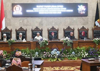 Hari Jadi ke-544, Ketua DPRD Kabupaten Cirebon Ingatkan Memimpin dengan Keteguhan dan Paripurna