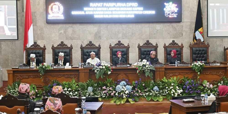 Hari Jadi ke-544, Ketua DPRD Kabupaten Cirebon Ingatkan Memimpin dengan Keteguhan dan Paripurna