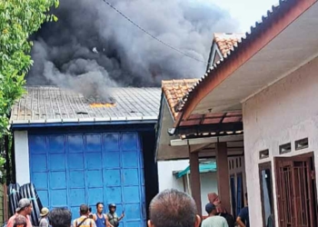 Gudang Instalasi PDAM Tirta Jati Kabupaten Cirebon dan Rumah Warga Terbakar