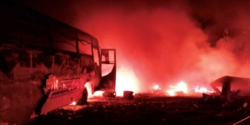 Gudang Rongsok di Panguragan Cirebon Ludes Terbakar