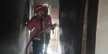 Charger HP Korslet, Rumah di Jungjang Cirebon Terbakar