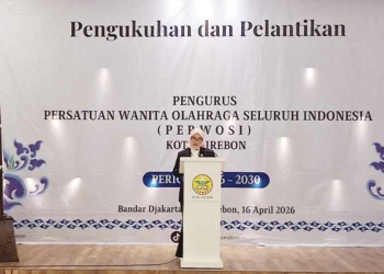 Siti Farida Resmi Pimpin Perwosi Kota Cirebon