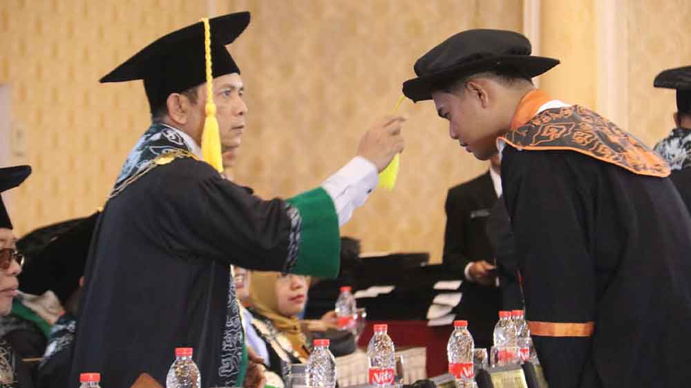 Foto: Wisuda Uin Siber Cirebon 3 - Suara Cirebon