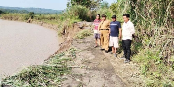 Banjir di Cirebon, Sungai Cijurai Meluap, Jalan Penghubung Antardesa Putus 8 Banjir Di Cirebon, Sungai Cijurai Meluap, Jalan Penghubung Antardesa Putus