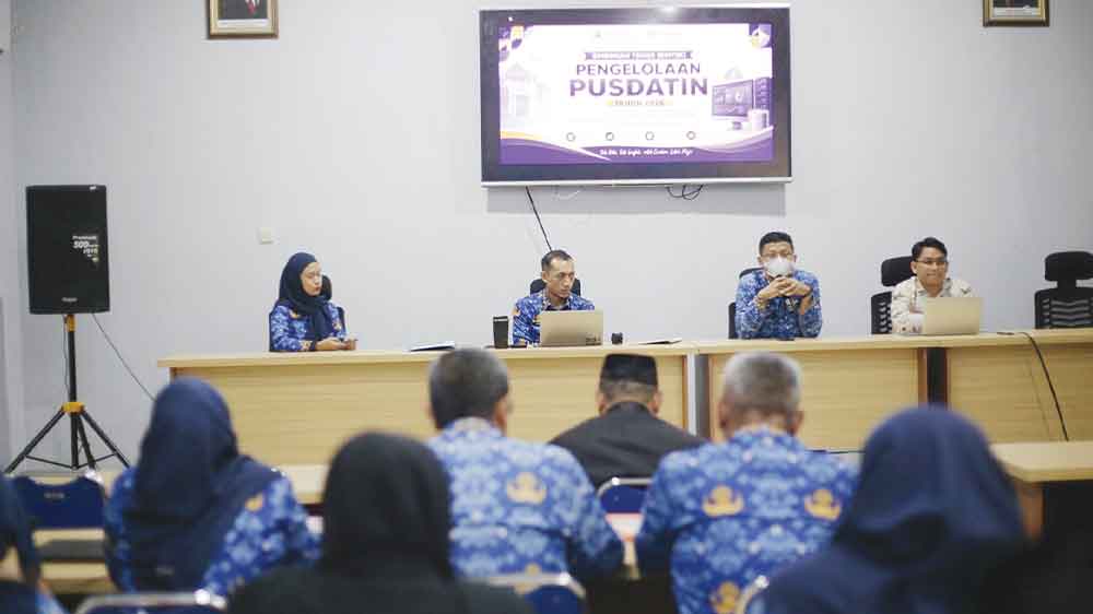 Perkuat Tata Kelola Data, Diskominfo Kabupaten Cirebon Gelar Bimtek Pusdatin Kasi Ekbangsos 1 Perkuat Tata Kelola Data, Diskominfo Kabupaten Cirebon Gelar Bimtek Pusdatin Kasi Ekbangsos