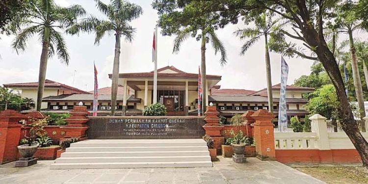 Bupati Imron Minta Bangunan Pemerintah Tonjolkan Khas Cirebonan