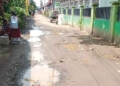 Jalan Karangwangun-Pakusamben Cirebon Rusak Parah