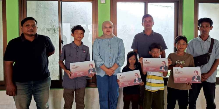 Komitmen Nyata Ketua Dprd Kabupaten Cirebon Dukung Pendidikan Melalui Pip
