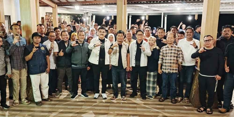 Tak hanya Internal OPD, Wali Kota Cirebon Perkuat Kolaborasi dengan Awak Media 6 Tak Hanya Internal Opd, Wali Kota Cirebon Perkuat Kolaborasi Dengan Awak Media