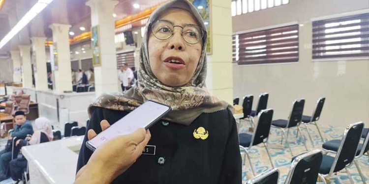 Sri Lakshmi Pasang Badan, Mengaku Sudah Undang Wawali Untuk Bahas Mutasi Pejabat Pemkot Cirebon