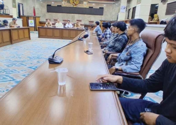Kawal Kasus Perselingkuhan Oknum Anggota Dprd Kota Cirebon, Mahasiswa Desak Bk Transparan