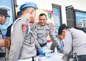 Anggota Polresta Cirebon Dites Urine Mendadak