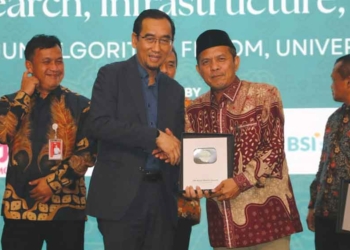 Uin Siber Cirebon Raih Platinum Award Pada Halal Ecosystem Summit 2026