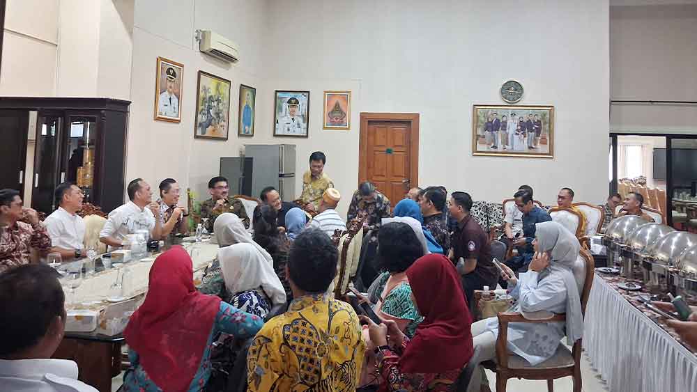 Pemkot Cirebon-DPRD Gelar Pertemuan Tertutup 1 Pemkot Cirebon-Dprd Gelar Pertemuan Tertutup