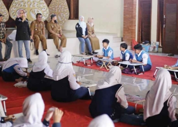 Pemkab Cirebon Dorong Kreatifitas Anak Lewat Seni