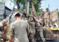 Satpol Pp Kota Cirebon Tertibkan Lapak Pkl Di Jalan Yos Sudarso