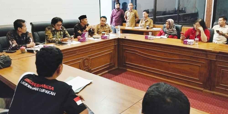 Dprd Kabupaten Cirebon Beri Pt Indowooyang Waktu Dua Pekan Perbaiki Hubungan Industrial