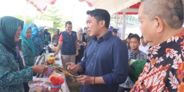 Wabup Cirebon Apresiasi Festival Bandeng Losari Di Desa Mulyasari