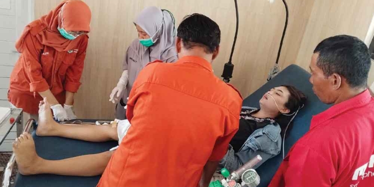 Tertibkan! Kabel Semrawut Di Gebang Kulon Cirebon Makan Korban