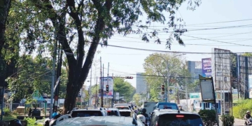 Aturan Baru Lampu Merah Buat Antrean Mengular di Cirebon 7 Aturan Baru Lampu Merah Buat Antrean Mengular Di Cirebon