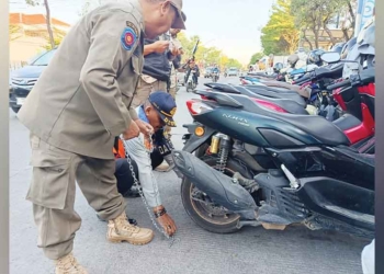 Parkir Liar Di Cirebon, Puluhan Pengendara Didenda Rp250 Ribu