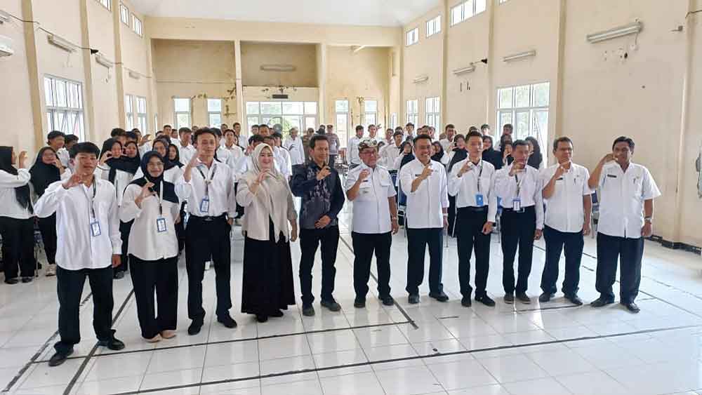 Pemkab Cirebon Perkuat Kompetensi Pencaker 1 Pemkab Cirebon Perkuat Kompetensi Pencaker