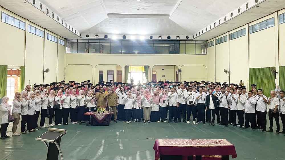 Puluhan KPM di Kota Cirebon Keluar dari Program PKH 1 Puluhan Kpm Di Kota Cirebon Keluar Dari Program Pkh