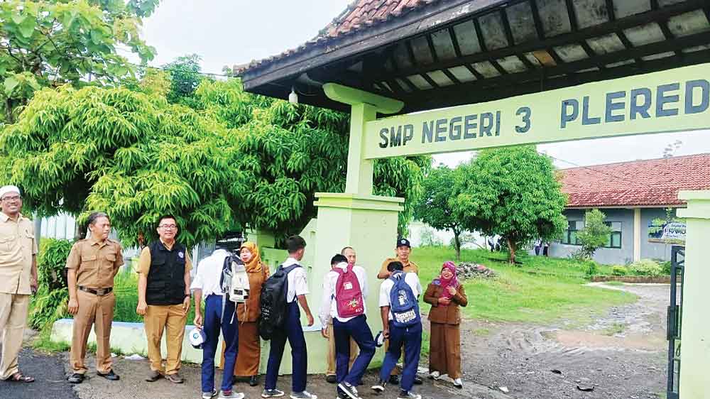 35 SMP Negeri di Kabupaten Cirebon Gagal Penuhi Kuota SPMB 1 35 Smp Negeri Di Kabupaten Cirebon Gagal Penuhi Kuota Spmb