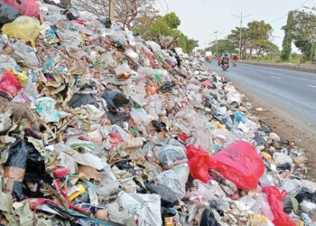 DLH Kabupaten Cirebon Rencanakan Pengangkutan Sampah Massal 1 Dlh Kabupaten Cirebon Rencanakan Pengangkutan Sampah Massal