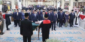 Tunjangan Fantastis DPRD Kota Cirebon, Sekwan: TKD Dipangkas, Realisasi Dipotong hingga 28 persen 7 Tunjangan Fantastis Dprd Kota Cirebon, Sekwan: Tkd Dipangkas, Realisasi Dipotong Hingga 28 Persen