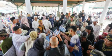 Siraman Panjang Keraton Kasepuhan Cirebon, Tradisi Berusia 6 Abad 7 Suasana Siraman Panjang Keraton Kasepuhan