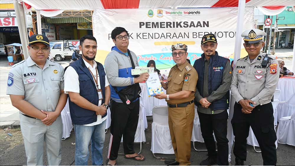 Bapenda Kabupaten Cirebon Laksanakan Pelayanan Pajak Kendaraan Bermotor 2 Foto: Bapenda Kabupaten Cirebon 3 - Suara Cirebon