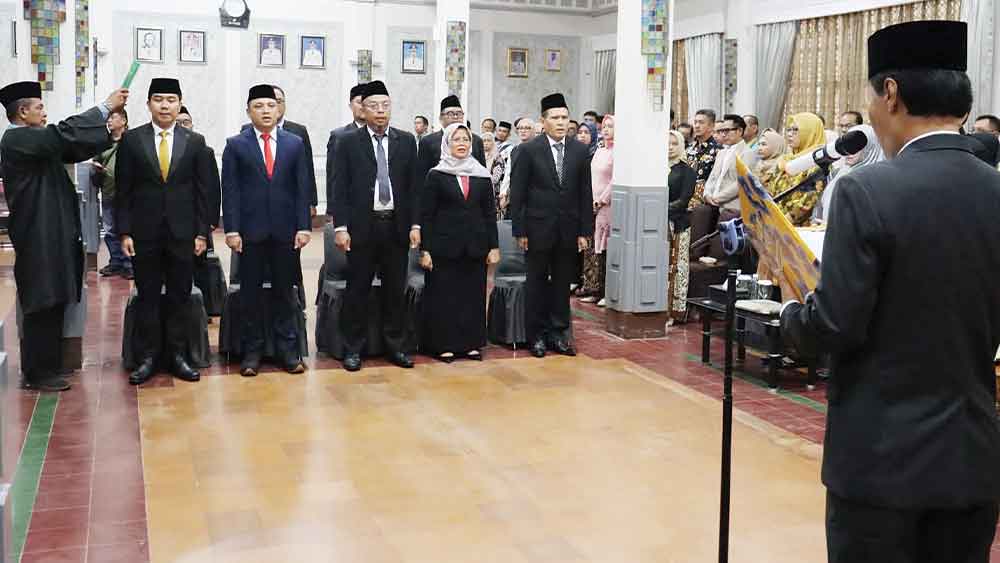 Kinerja Dewas-Direksi BUMD Kota Cirebon Dievaluasi Tiap 3 Bulan 1 Kinerja Dewas-Direksi Bumd Kota Cirebon Dievaluasi Tiap 3 Bulan