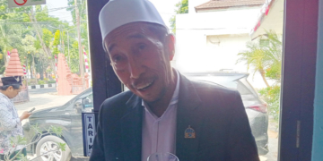 Penyatuan Haul Sunan Gunung Jati Didorong Jadi Agenda Jangka Panjang, Usul Miliki Dasar Hukum 8 Ketua Tim Perumus Haul Kanjeng Sunan Gunung Jati, Kh Abdul Hayyi.