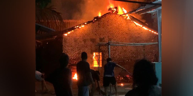 Kebakaran Rumah di Watubelah Cirebon Diduga Akibat Korsleting 6 Kebakaran Di Cirebon
