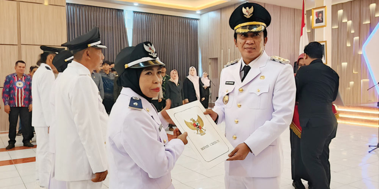 Dilantik, Kuwu PAW Boleh Ikut Pilwu Serentak 2027 6 Dilantik, Kuwu Paw Boleh Ikut Pilwu Serentak 2027