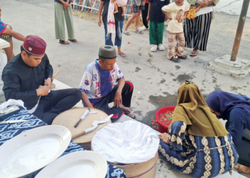 Tradisi Pajang Jimat Desa Megu Gede Kembali Digelar, Warga Diajak Lestarikan Warisan Leluhur 1 Tradisi Pajang Jimat Desa Megu Gede Kembali Digelar, Warga Diajak Lestarikan Warisan Leluhur