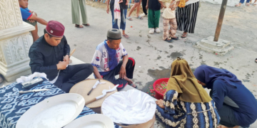 Tradisi Pajang Jimat Desa Megu Gede Kembali Digelar, Warga Diajak Lestarikan Warisan Leluhur 7 Tradisi Pajang Jimat Desa Megu Gede Kembali Digelar, Warga Diajak Lestarikan Warisan Leluhur