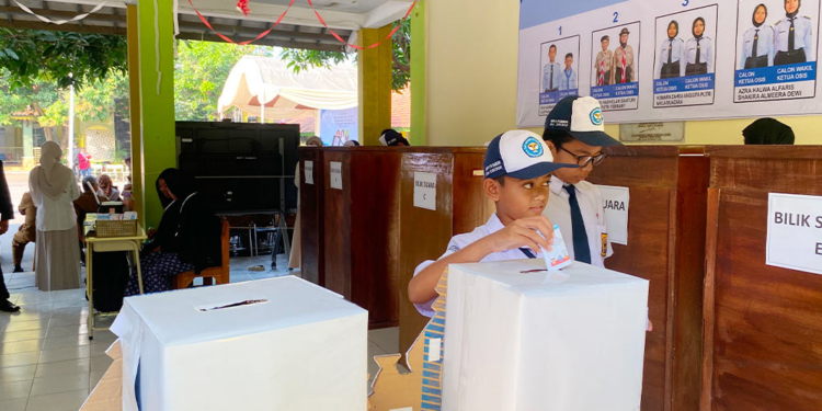 80 Smpn Di Kabupaten Cirebon Serentak Gelar Prabu