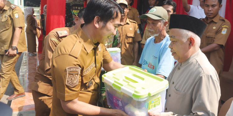 TMMD di Desa Luwungkencana Sentuh Kebutuhan Dasar Warga, Wabup Cirebon Berharap Hasil Pembangunan Dimanfaat dengan Baik 6 Tmmd Di Desa Luwungkencana Sentuh Kebutuhan Dasar Warga, Wabup Cirebon Berharap Hasil Pembangunan Dimanfaat Dengan Baik