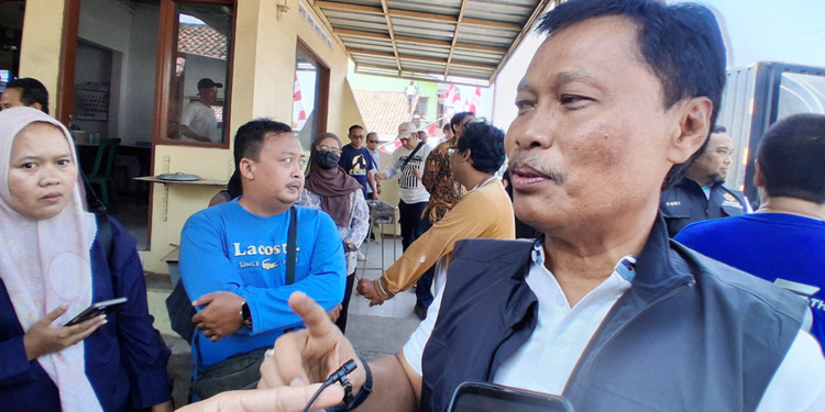 Effendi Edo Nyatakan Tak Maju di Musda Golkar Kota Cirebon 6 Effendi Edo Nyatakan Tak Maju Di Musda Golkar Kota Cirebon
