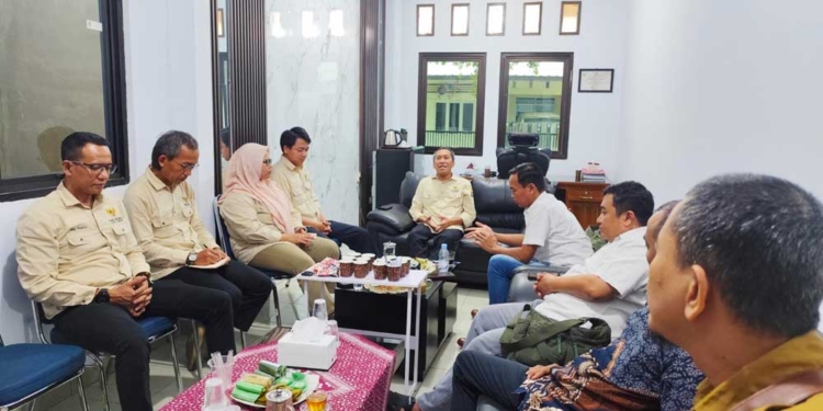 Komisi I Dprd Kota Cirebon Saat Monitoring Ke Komisi Informasi Kid Kota Cirebon, Selasa, 29 September 2026.