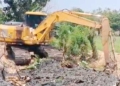 Pasca Penertiban Bangli Kenanga-Plumbon, Sungai Pembuang Karangjati Mulai Dinormalisasi 2 Dputr Kabupaten Cirebon Menerjunkan Alat Berat Untuk Mulai Menormalisasi Sungai Pembuang Karangjati, Senin, 21 September 2026.