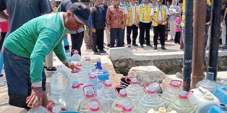 Bantuan Air Bersih