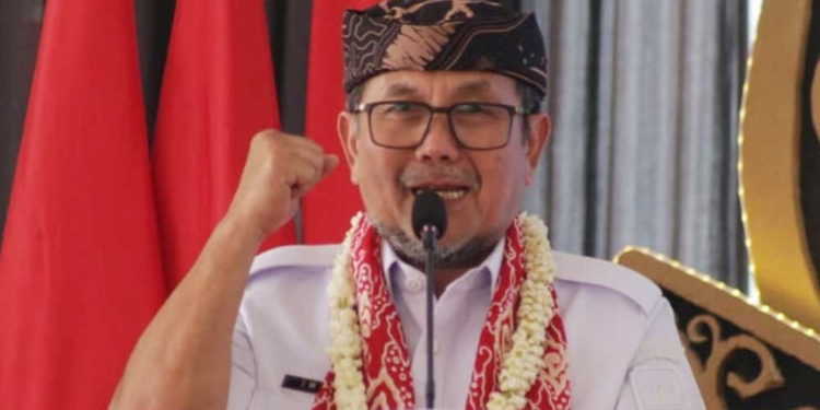 Bupati Cirebon, Drs H Imron Mag.
