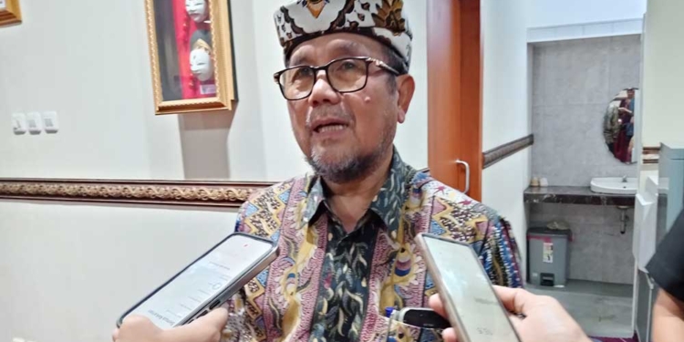 Bupati Imron Tunjuk Dangi Jadi Plt Dirut PDAM Tirta Jati Kabupaten Cirebon 6 Bupati Cirebon, Drs H Imron Mag.